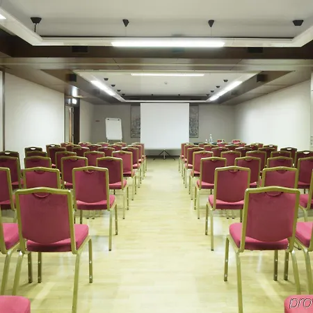 Tivoli Hotel 4*