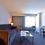 Tivoli מלון 4*
