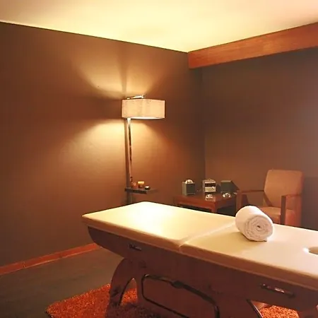 Hotel Tivoli 4*