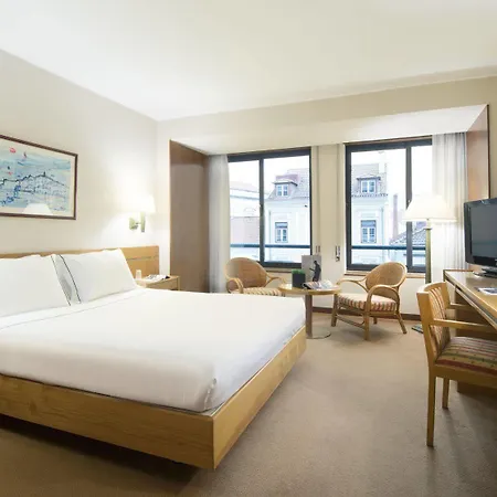Tivoli Hotel 4*