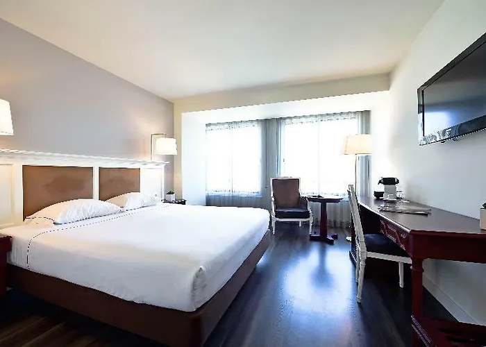 Tivoli 4* كويمبرا